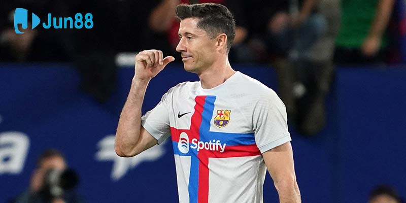 Tiền đạo Robert Lewandowski